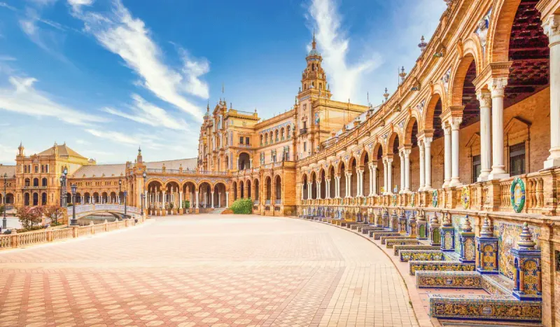 Elio Tovani sharing tips about Seville